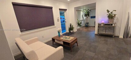 875 NE 130th St in North Miami, FL - Building Photo - Building Photo