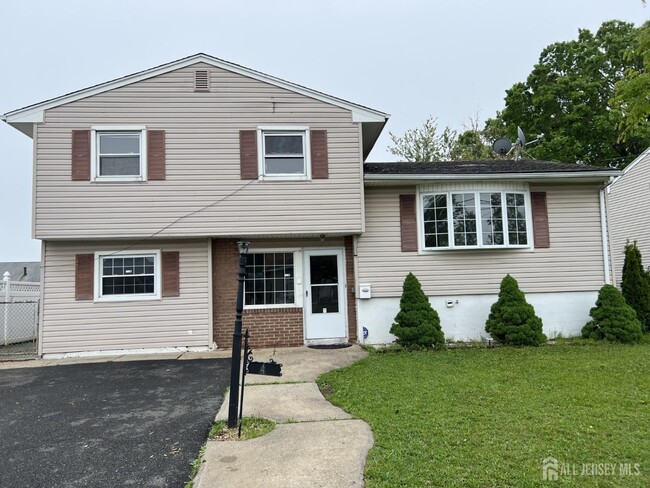 property at 4 Monroe Ave
