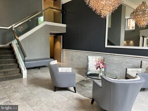 2111 Wisconsin Ave NW in Washington, DC - Building Photo - Building Photo