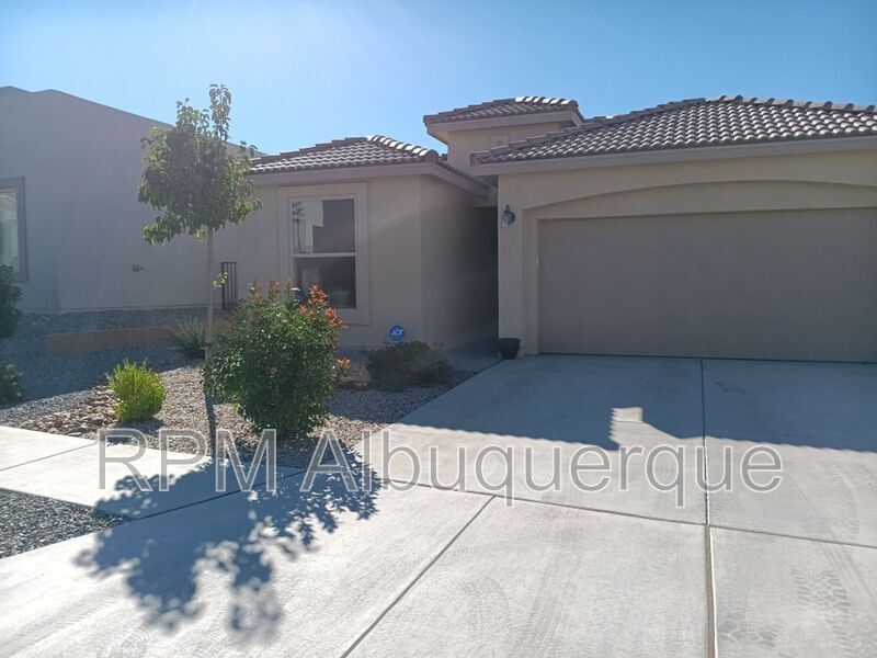 8733 Sevano Cir NE in Albuquerque, NM - Building Photo