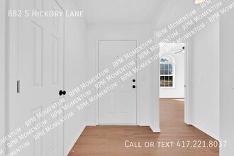 882 S Hickory Ln in Nixa, MO - Building Photo - Building Photo