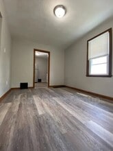 1745 Pierce St in Aliquippa, PA - Foto de edificio - Building Photo