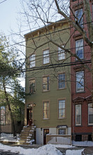 245 5th St in Jersey City, NJ - Building Photo - Building Photo