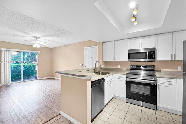 property at 4195 N Haverhill Rd