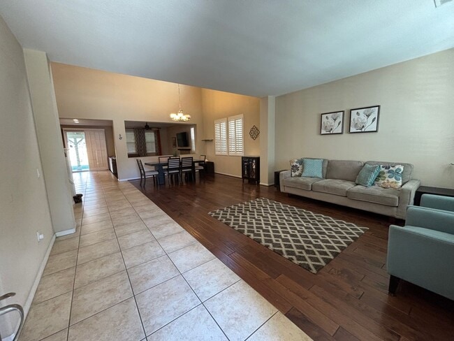 26525 Craftsmen Ct in Santa Clarita, CA - Building Photo - Building Photo