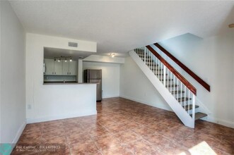 510 NW 86th Pl in Miami, FL - Building Photo - Building Photo