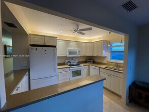 1701 Buchanan St in Hollywood, FL - Building Photo - Building Photo