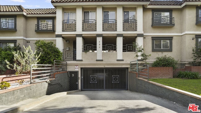 property at 420 Riverdale Dr