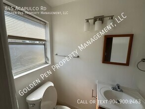 845 Acapulco Rd in Jacksonville, FL - Building Photo - Building Photo