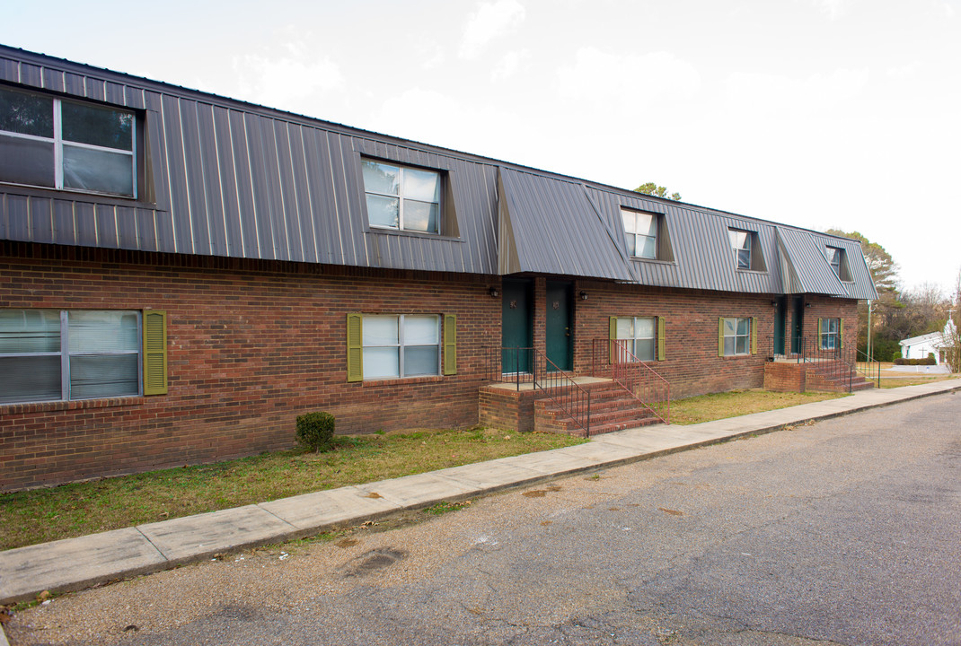 Meadowood Apartments in Talladega, AL - Foto de edificio