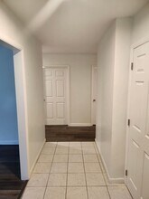422 Gaither Dr in Tallahassee, FL - Building Photo - Building Photo
