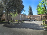 4166 Melrose St in Riverside, CA - Foto de edificio - Building Photo