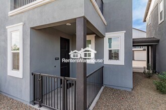 11300 N Casa Dega Dr in Surprise, AZ - Building Photo - Building Photo