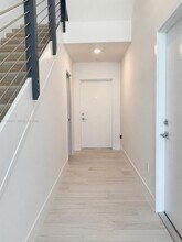 4384 NW 9th St. in Plantation, FL - Building Photo - Building Photo