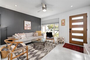 4620 Englewood Dr in Austin, TX - Building Photo