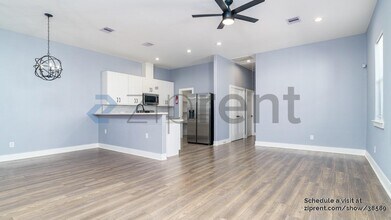 1014 Junell St in Houston, TX - Foto de edificio - Building Photo