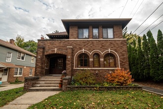 522 N 65th St in Wauwatosa, WI - Building Photo - Building Photo