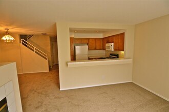 6909 Rodling Dr in San Jose, CA - Building Photo - Building Photo