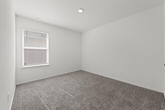 5710 Sycamore Glen Dr in Spring, TX - Building Photo - Building Photo