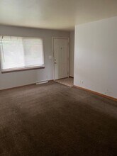 2505 Quail Dr-Unit -Unit B in Columbia, MO - Building Photo - Building Photo