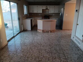 800 Halter Dr SW in Albuquerque, NM - Building Photo - Building Photo