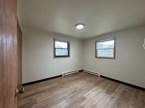 2094 Imperial Ln in Green Bay, WI - Building Photo - Building Photo