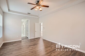 4320 Balington Dr in Valrico, FL - Building Photo - Building Photo