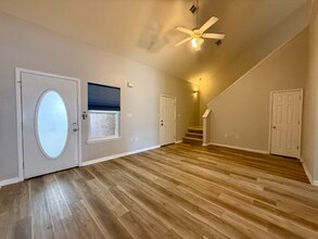 1000 Airport Rd in Destin, FL - Building Photo - Building Photo