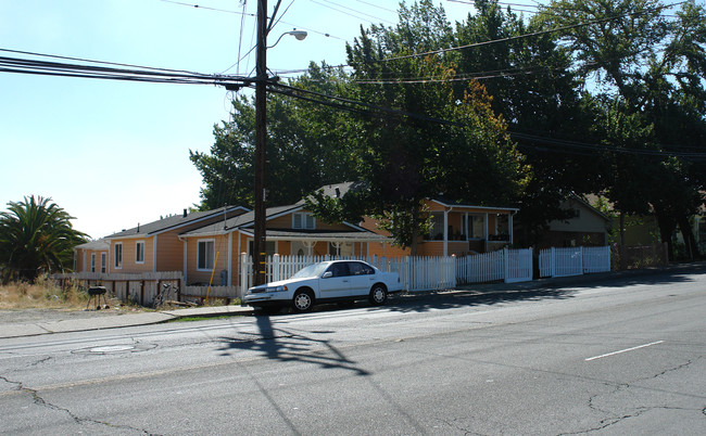 2004 Sacramento St in Vallejo, CA - Building Photo - Building Photo