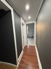 587 Dr Martin Luther King Jr Blvd, Unit 2 in Newark, NJ - Building Photo - Building Photo