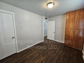 110 N Lake Park Ave in Hobart, IN - Building Photo - Building Photo