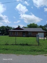 108 Frye St in Tahlequah, OK - Building Photo - Building Photo