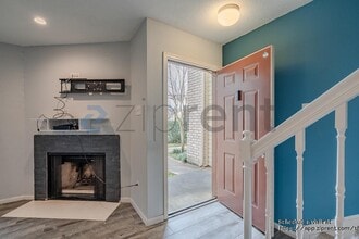 2120 El Paseo St in Houston, TX - Foto de edificio - Building Photo