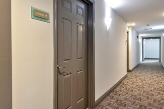 2421 NE 65th St in Fort Lauderdale, FL - Building Photo - Building Photo