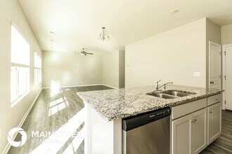 12161 Old Dulin Farms Way in Charlotte, NC - Building Photo - Building Photo