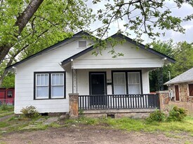 803 W 23rd St in North Little Rock, AR - Building Photo