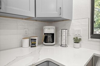 10380 NW 21 St in Ocala, FL - Building Photo - Building Photo