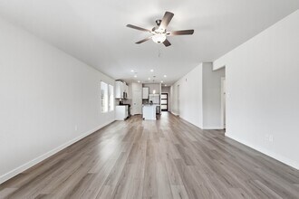 18037 Martin Pines Dr in Conroe, TX - Building Photo - Building Photo