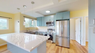 1242 Mamalu St in Honolulu, HI - Building Photo - Building Photo