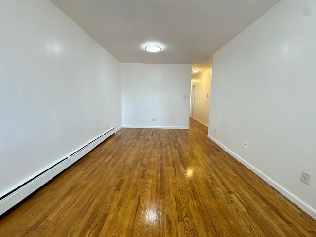 1009 Ward Ave in Bronx, NY - Building Photo - Building Photo