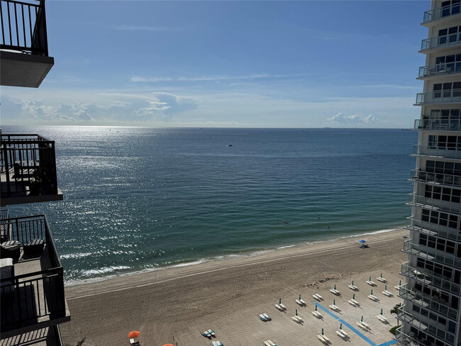 3800 Galt Ocean Dr in Fort Lauderdale, FL - Building Photo - Building Photo