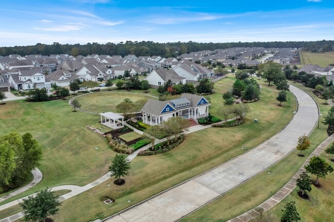 2030 Woodland Pine Ct in Conroe, TX - Building Photo - Building Photo