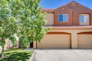 1661 Cloister Ave in Henderson, NV - Building Photo