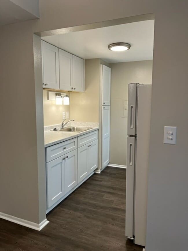 property at 841 Ludlow Ave