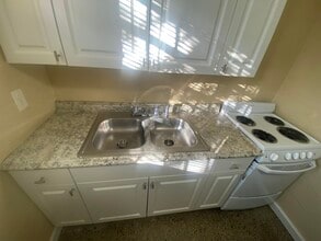 2721 Georgia Ave in West Palm Beach, FL - Building Photo - Building Photo