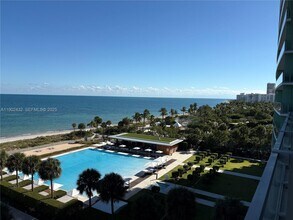 350 Ocean Dr in Key Biscayne, FL - Building Photo - Building Photo