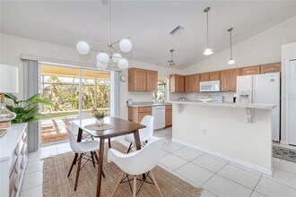 3021 Palm Dr in Punta Gorda, FL - Building Photo - Building Photo