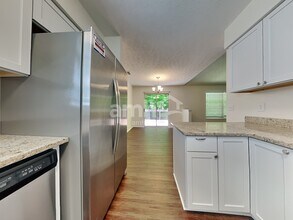 3907 Little Creek Dr in Amelia, OH - Foto de edificio - Building Photo