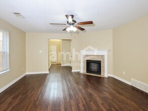 10249 Sterling Ridge Dr in Cordova, TN - Building Photo - Building Photo
