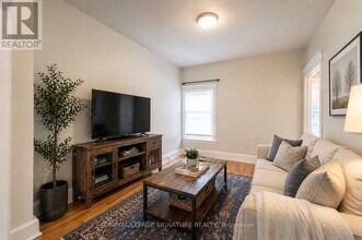 439 Crawford St in Toronto, ON - Building Photo - Building Photo